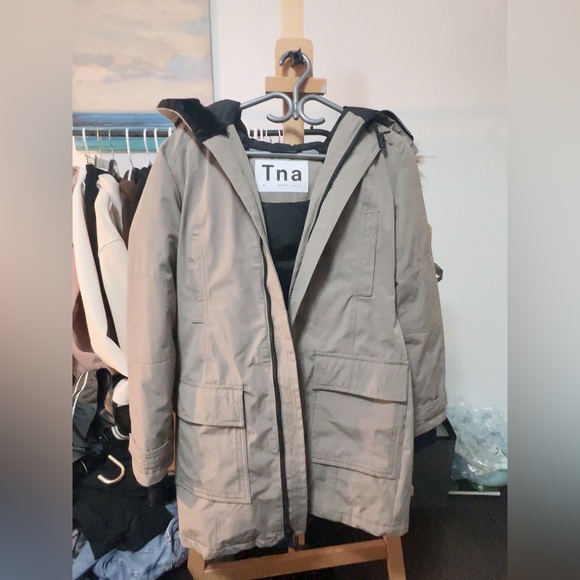Aritiza Bancroft coat - Picture 2 of 3